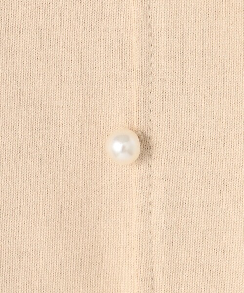 組曲(クミキョク)の「【洗える】バックパールフレアカットソー(Tシャツ/カットソー・レディース・ベージュ系/アイボリー系/ブラック系・3/2)」の5枚目の写真