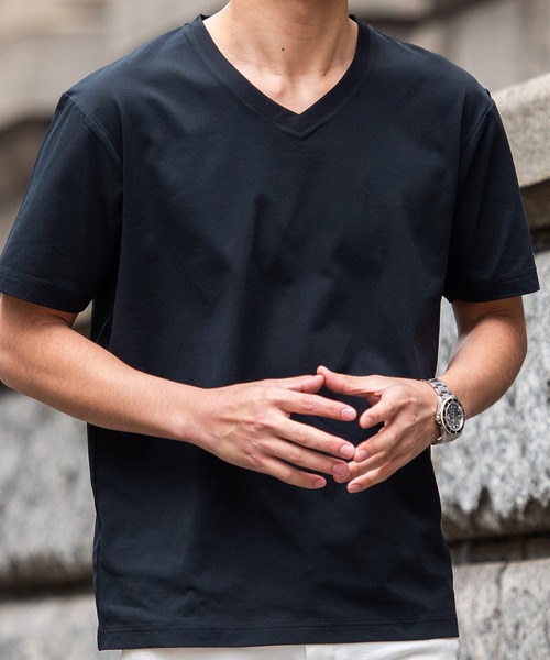 SILVER BULLET(シルバーバレット)の「『CavariA/キャバリア』綿タッチポリエステルVネックTEE(Tシャツ/カットソー・メンズ・ホワイト/ブラック・L/XL/M)」の1枚目の写真