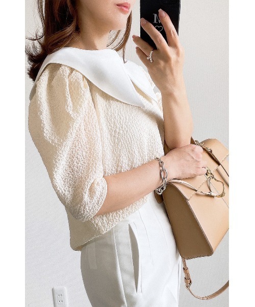 &. NOSTALGIA（アンドドットノスタルジア）の「【ZOZO限定】ビッグカラー付きカットソー（Tシャツ/カットソー・レディース・アイボリー/ブラック/ブラック系その他/ベージュ/ネイビー・M）」の11枚目の写真