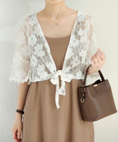 MAISON DE THERESE(メゾン ド テレーズ)の「ショート花柄ストール(カーディガン/ボレロ・レディース・A/C/B・M/L)」の3枚目の写真