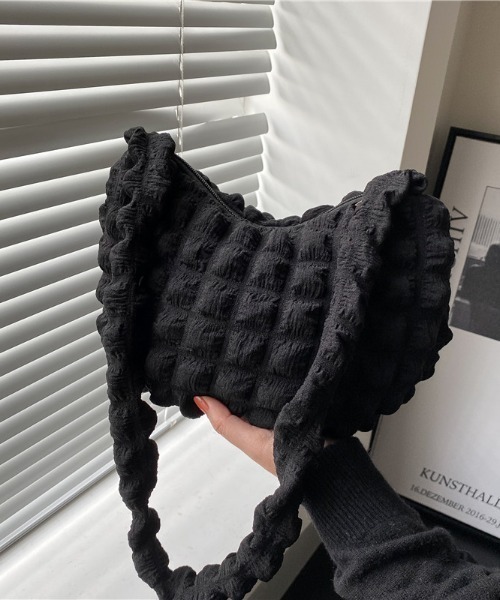 ♡かわいやいちご♡　ふわコロショルダー&パンプキンバッグ　3点セット ぽこぽこが可愛くて今っぽ。ワッフル生地ショルダーバッグ