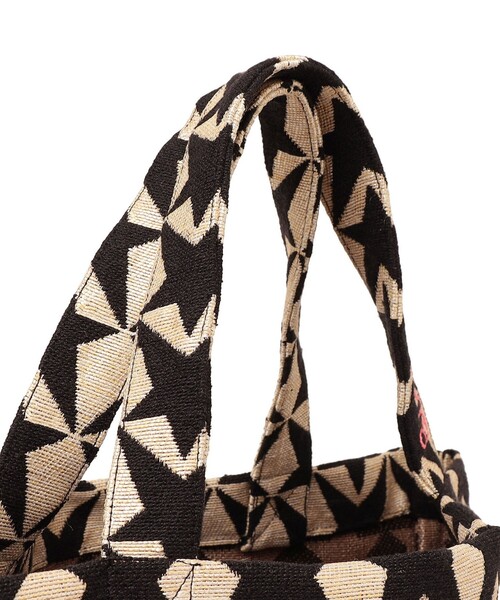 BINDU（ビンドゥー）の「【SHIPS any別注】BINDU: デザイン ジャカード トートバッグ（トートバッグ・レディース・チャコールグレー/シルバー/ブラック/ゴールド/ブルー/レッド・ONE SIZE）」の21枚目の写真