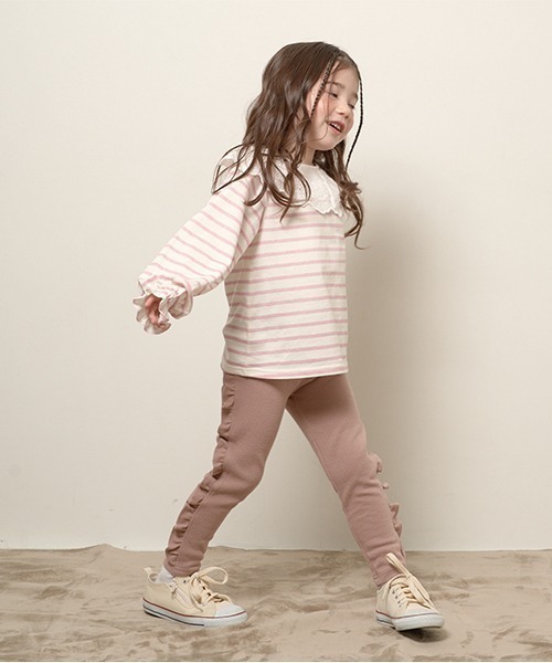 Lycee mine(リセマイン)の「【エニウェアシリーズ】サイドフリル9分丈スリムパンツ(その他パンツ・キッズ・グレイッシュベージュ/ベビーピンク/モカ/サックスブルー/ライトベージュ/ブラック・100cm/120cm/110cm/140cm/130cm)」の12枚目の写真
