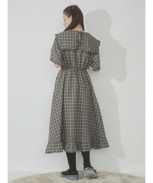 merry jenny（メリージェニー）の「チェックbigフリルカラーワンピース（ワンピース・レディース・ブラック/ボルドー/ブラウン・FREE）」の10枚目の写真