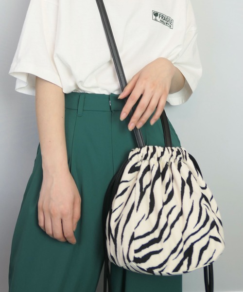 CORNERS（コーナーズ）の「ショルダーバッグ（ショルダーバッグ・レディース・ベージュ・FREE）」の8枚目の写真