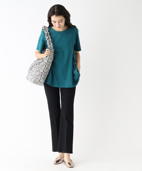 OPAQUE.CLIP（オペークドットクリップ）の「◆【2WAY／A4対応可能】ドロストギャザーフリルハンドルワンショルダー（ショルダーバッグ・レディース・ブラック/ベージュ/ホワイト系3/グレー/ベージュ系その他・00）」の13枚目の写真