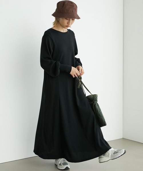 Chaco closet(チャコ クローゼット)の「ワッフルバックオープンフィットフレアワンピース(ワンピース・レディース・オートミール/チャコールグレー/ブラック・FREE)」の7枚目の写真