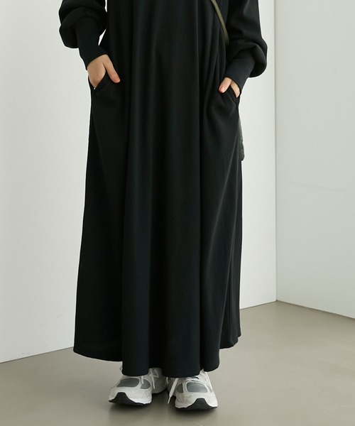 Chaco closet(チャコ クローゼット)の「ワッフルバックオープンフィットフレアワンピース(ワンピース・レディース・オートミール/チャコールグレー/ブラック・FREE)」の10枚目の写真