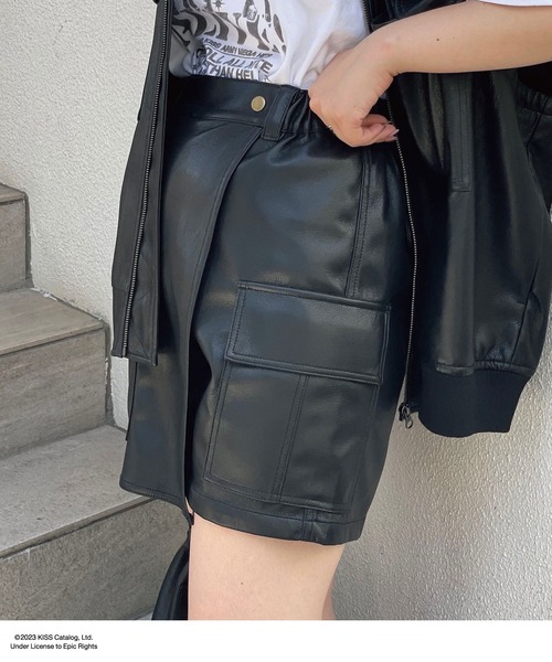 CIAOPANIC(チャオパニック)の「フェイクレザーカーゴミニスカパン(スカート・レディース・ブラック/ブラウン・FREE)」の8枚目の写真