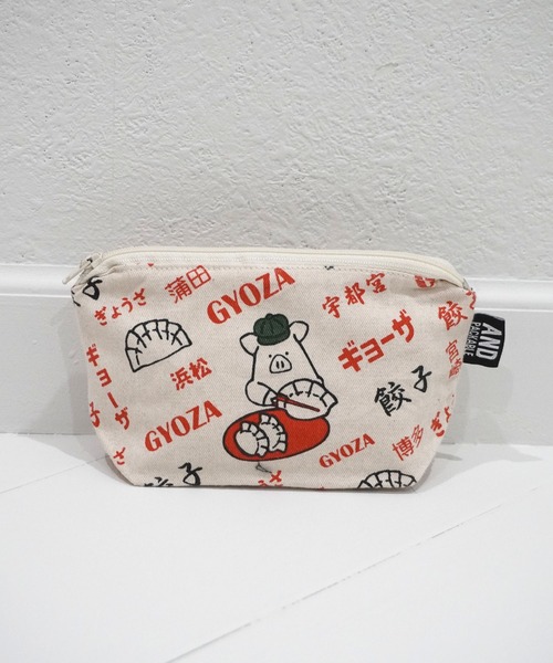 GLOBAL FORME CONCRETE（グローバルフォルムコンクリート）の「【AND PACKABLE】POUCH　ポーチ（ポーチ・レディース・グリーン/イエロー系その他/ベージュ系その他/ターコイズブルー/レッド/ベージュ/イエロー/ナチュラル/ブルー/ブラック/ホワイト×レッド/ライトグリーン/ブラウン系その他/モカ/モスグリーン/レッド系その他/ネイビー/インディゴブルー/その他1/その他2/マスタード/レッド系その他2/イエロー系その他2/ターメリック/グレイッシュブルー/ライトブルー/ホワイト系その他/ホワイト×イエロー/ダークネイビー/ブルー系その他/ホワイト系その他2/イエロー系その他3/レッド系その他3/ブラック系その他/グリーン系その他/ホワイト×ブラック・FREE）」の4枚目の写真