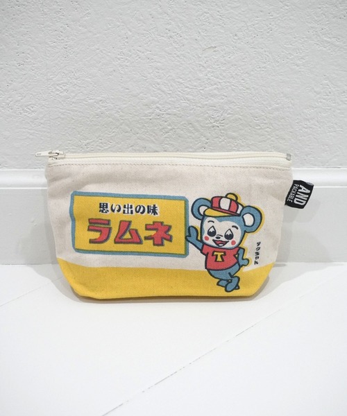 GLOBAL FORME CONCRETE（グローバルフォルムコンクリート）の「【AND PACKABLE】POUCH　ポーチ（ポーチ・レディース・グリーン/イエロー系その他/ベージュ系その他/ターコイズブルー/レッド/ベージュ/イエロー/ナチュラル/ブルー/ブラック/ホワイト×レッド/ライトグリーン/ブラウン系その他/モカ/モスグリーン/レッド系その他/ネイビー/インディゴブルー/その他1/その他2/マスタード/レッド系その他2/イエロー系その他2/ターメリック/グレイッシュブルー/ライトブルー/ホワイト系その他/ホワイト×イエロー/ダークネイビー/ブルー系その他/ホワイト系その他2/イエロー系その他3/レッド系その他3/ブラック系その他/グリーン系その他/ホワイト×ブラック・FREE）」の5枚目の写真