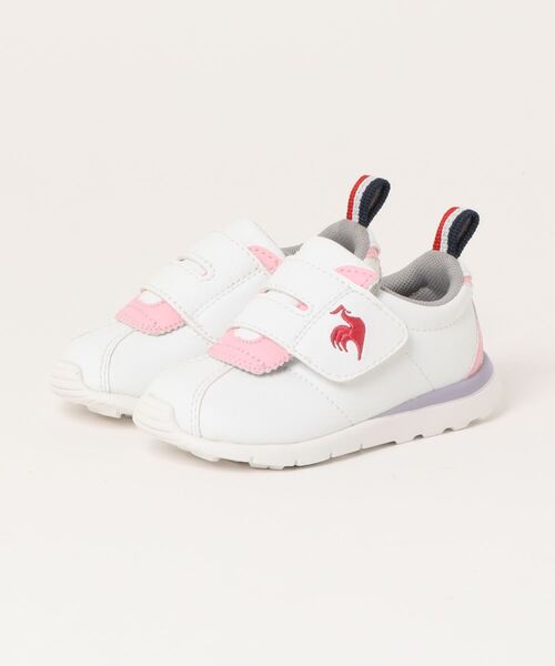 le coq sportif(ルコックスポルティフ)の「le coq sportif ルコックスポルティフ LCS MONTPELLIER 6 F【脱ぎ履き簡単】ベビーシューズ(LCSモンペリエ6F)(スニーカー・キッズ・ホワイト×ピンク/ブラック/ホワイト×ブラック/ベージュ・15.0cm/13.5cm/14.0cm/14.5cm/15.5cm/13.0cm/16.0cm)」の3枚目の写真