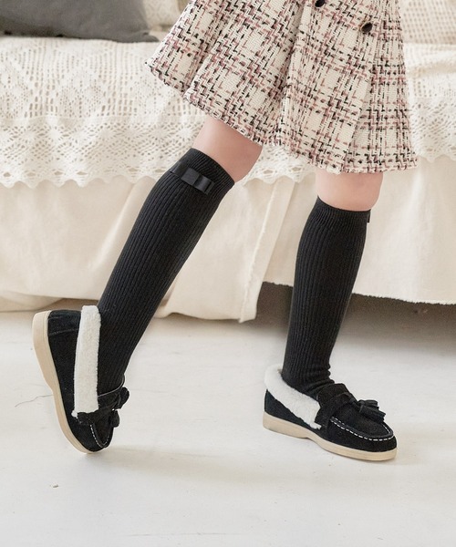 Rora（ローラ）の「シャープ ハイソックス（2色セット）（ソックス/靴下・キッズ・ホワイト×ブラック・18-20cm/20-22cm/16-18cm）」の5枚目の写真