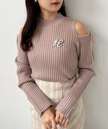 one after another NICE CLAUP | ビジューブローチ付き肩開きニット(ニット/セーター)