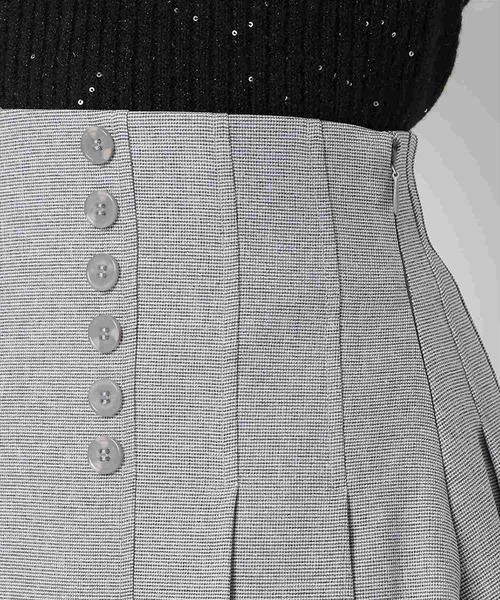 WILLSELECTION(ウィルセレクション)の「サイドボタンミニスカート(スカート・レディース・ブラック/グレー/レッド・MEDIUM)」の17枚目の写真