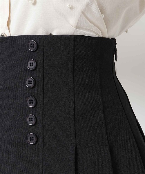 WILLSELECTION(ウィルセレクション)の「サイドボタンミニスカート(スカート・レディース・ブラック/グレー/レッド・MEDIUM)」の9枚目の写真