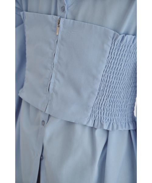 Abor（アボア）の「【Abor】シャーリングビスチェシャツ（シャツ/ブラウス・レディース・ブルー/オフホワイト/ブラック・FREE）」の7枚目の写真