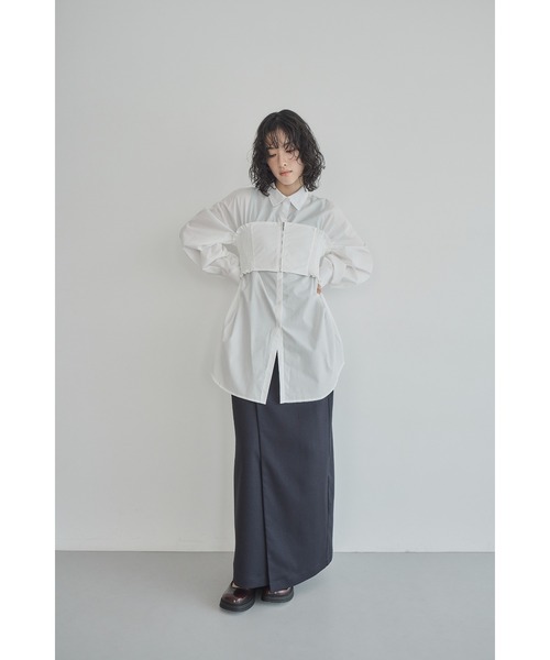 Abor（アボア）の「【Abor】シャーリングビスチェシャツ（シャツ/ブラウス・レディース・ブルー/オフホワイト/ブラック・FREE）」の13枚目の写真