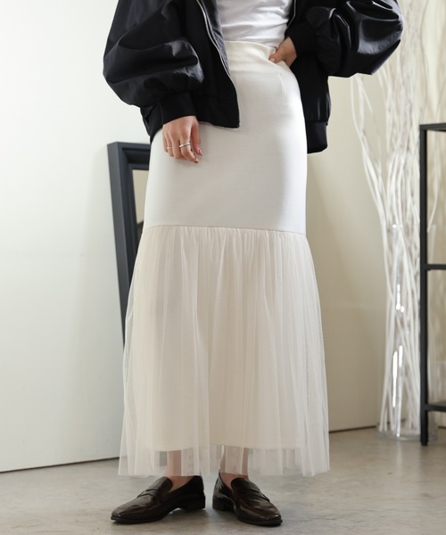 ULEULA（ウルア）の「チュールフリルドッキングタイトスカート/Iラインスカート（スカート・レディース・ブラック/アイボリー・FREE）」の3枚目の写真