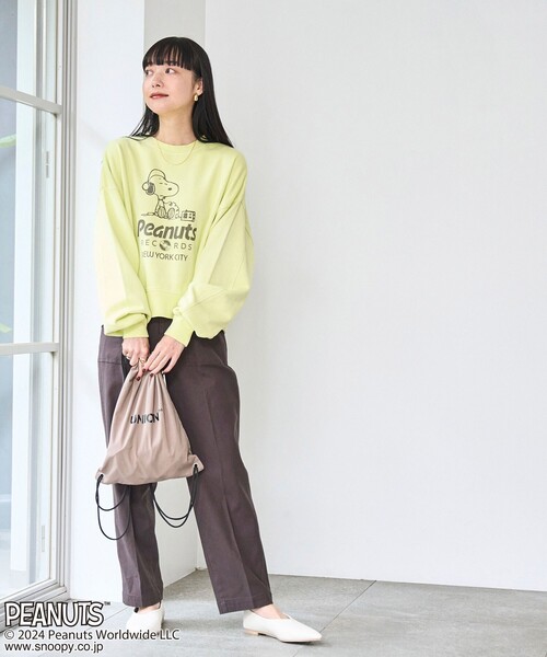 PEANUTS（ピーナッツ）の「PEANUTS（ピーナッツ）コラボピグメント裏毛クルーネックスウェット（スウェット・レディース・ライトブルー/オフホワイト/ライム/オレンジ/ダークグレー/ライラック・FREE）」の11枚目の写真