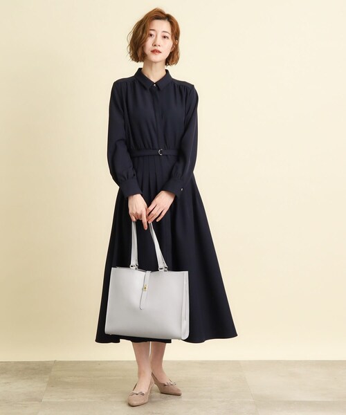 grove(グローブ)の「◆【A4/お仕事】人間工学スクエアベルトヒネリトート(トートバッグ・レディース・ブラック/ライトグレー/サックスブルー系7/アイボリー/サンドベージュ・00)」の21枚目の写真