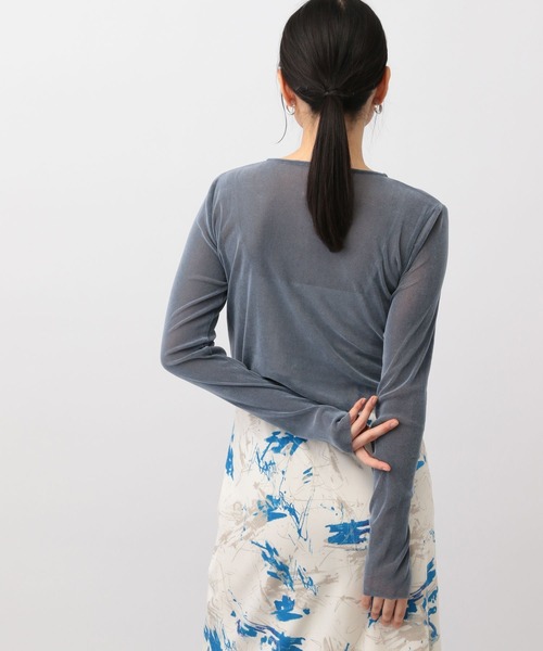 A part by(アパートバイ)の「ベロアショートカーディガン(カーディガン/ボレロ・レディース・オフホワイト/ブラック系その他2/ブルー・FREE)」の8枚目の写真