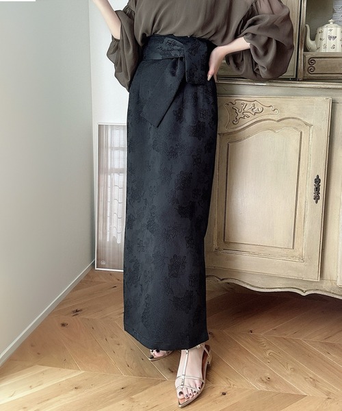 Meiru（メイル）の「ウエストリボンIラインスカート（スカート・レディース・ベージュ/アイボリー/ブラック・LARGE/MEDIUM/SMALL）」の3枚目の写真