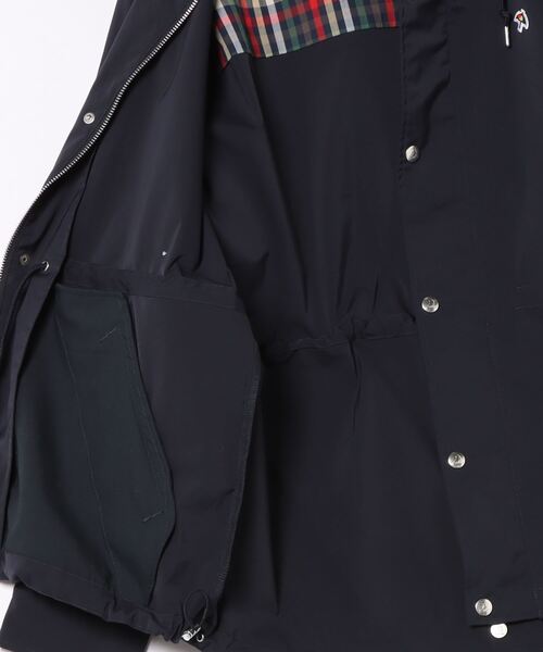 ユーティリティシェアマウンテンパーカー