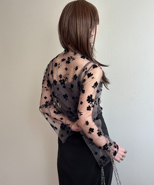 deux amour（ドゥーザムール）の「ボトルネック花柄フレアスリーブ（その他トップス・レディース・ブラック/ホワイト/モカ・FREE）」の22枚目の写真