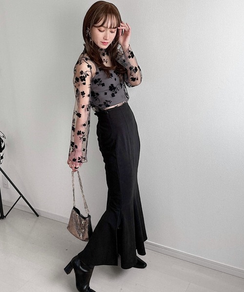 deux amour（ドゥーザムール）の「ボトルネック花柄フレアスリーブ（その他トップス・レディース・ブラック/ホワイト/モカ・FREE）」の17枚目の写真