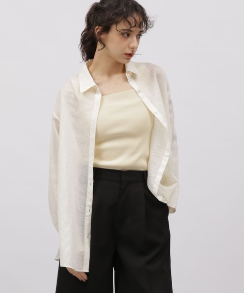 LAKOLE（ラコレ）の「ストライプシアーシャツ / 111340（シャツ/ブラウス・レディース・ベージュ/ブルー/ピンク・MEDIUM/SMALL）」の2枚目の写真