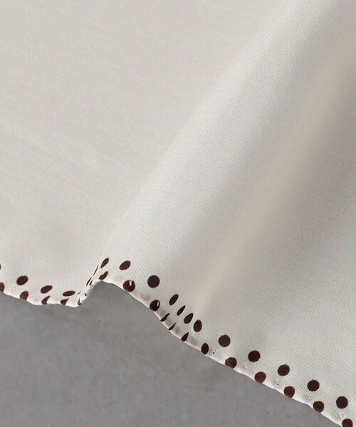 Fratelli Luigi（フラテッリルイージ）の「＜FRATELLI LUIGI＞トリム ドットプリント  ポケットチーフ（ポケットチーフ・メンズ・オフホワイト/コバルトブルー・FREE）」の4枚目の写真