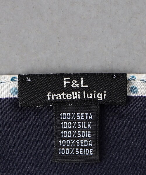 Fratelli Luigi（フラテッリルイージ）の「＜FRATELLI LUIGI＞トリム ドットプリント  ポケットチーフ（ポケットチーフ・メンズ・オフホワイト/コバルトブルー・FREE）」の3枚目の写真
