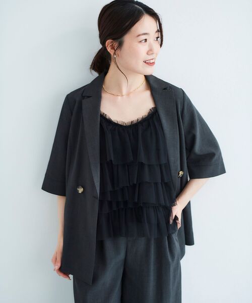 le.coeur blanc（ルクールブラン）の「TORRAZZO DONNAメッシュフリルキャミ（キャミソール・レディース・ブラック・38）」の3枚目の写真
