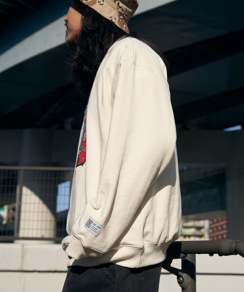 VISION STREET WEAR（ヴィジョンストリートウェア）の「VISION STREET WEAR ビジョンストリートウェア スケボー自販機トレーナー（スウェット・メンズ・オフホワイト/グレー/チャコールグレー/スカイブルー・L/LL/M）」の20枚目の写真