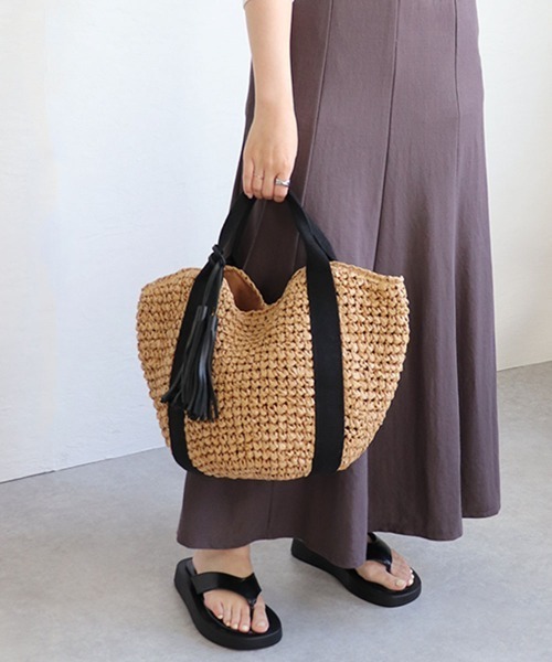 T・S・L(ティーエスエル)の「ハンドルテープペーパートートバッグ(かごバッグ・レディース・ブラック/グレイッシュベージュ/カーキ/オレンジ・FREE)」の2枚目の写真