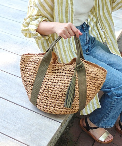 T・S・L(ティーエスエル)の「ハンドルテープペーパートートバッグ(かごバッグ・レディース・ブラック/グレイッシュベージュ/カーキ/オレンジ・FREE)」の11枚目の写真