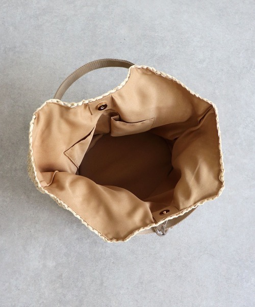 T・S・L(ティーエスエル)の「ハンドルテープペーパートートバッグ(かごバッグ・レディース・ブラック/グレイッシュベージュ/カーキ/オレンジ・FREE)」の21枚目の写真