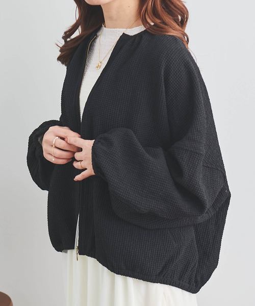 mil(ミル)の「【150㎝前後の小柄さんサイズ】ぽこぽこブルゾン(ブルゾン・レディース・モカ/ブラック/ホワイト・S/XS)」の2枚目の写真