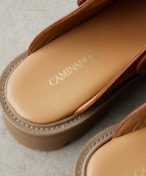 GALLARDAGALANTE（ガリャルダガランテ）の「【CAMINANDO】バックルクロッグミュール（スリッポン・レディース・キャメル・38/36/37）」の14枚目の写真
