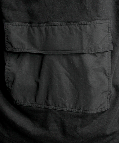 FILA（フィラ）の「∴WEGO/FILA切替ロングハイネックパーカー（パーカー・メンズ・ホワイト/ブラック・MEDIUM/LARGE）」の6枚目の写真