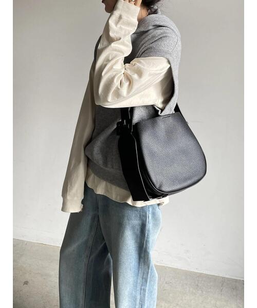 JISTORY（ジストリー）の「JISTORY/ジストリー/ROUND LEATHER SHOULDER BAG（ショルダーバッグ・レディース・ブラウン/ブラック・FREE）」の20枚目の写真