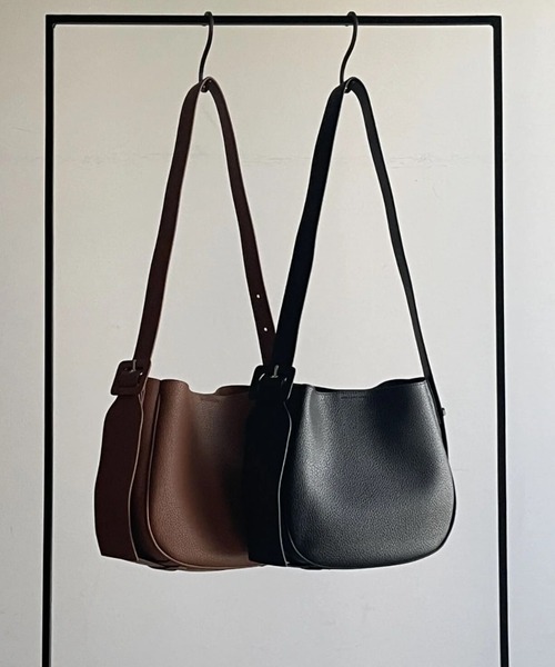 JISTORY（ジストリー）の「JISTORY/ジストリー/ROUND LEATHER SHOULDER BAG（ショルダーバッグ・レディース・ブラウン/ブラック・FREE）」の9枚目の写真