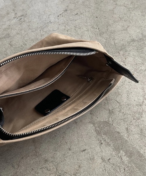 JISTORY（ジストリー）の「JISTORY/ジストリー/ROUND LEATHER SHOULDER BAG（ショルダーバッグ・レディース・ブラウン/ブラック・FREE）」の3枚目の写真