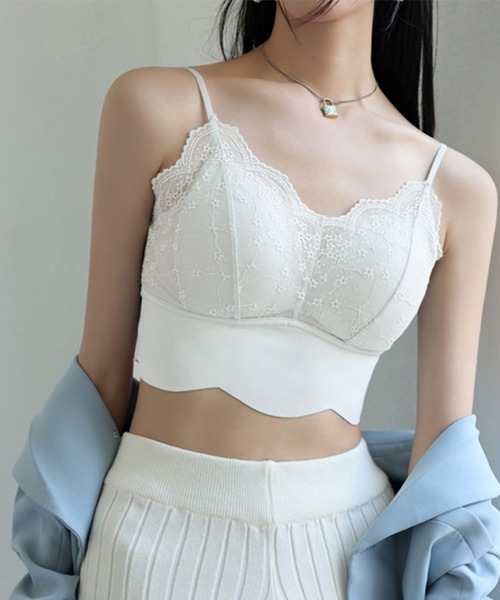 Miniministore（ミニミニストア）の「カップ付き レースキャミソール 背中あき（キャミソール・レディース・ピンクベージュ/ブラック/ホワイト・L/M）」の4枚目の写真