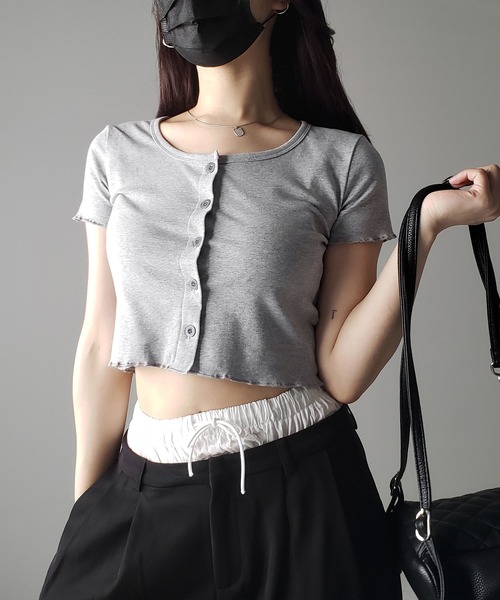 me+em select(ミームセレクト)の「※※【 3color 】フロントボタン半袖メローショートTシャツ / front button mellow short Tee(Tシャツ/カットソー・レディース・ホワイト/グレー/ブラック・FREE)」の15枚目の写真