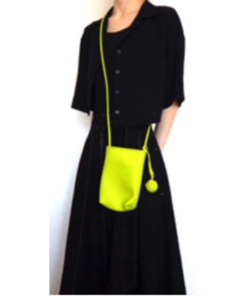 【セール】ノットチャーム付スマホショルダー（ショルダーバッグ）｜AVALON(U.Q)（アバロン）