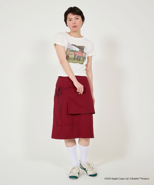 TINA:JOJUN(ティーナジョジュン)の「THE BEATLES リブTシャツ TINA:JOJUN(Tシャツ/カットソー・レディース・オフホワイト/グレイッシュベージュ・M)」の6枚目の写真