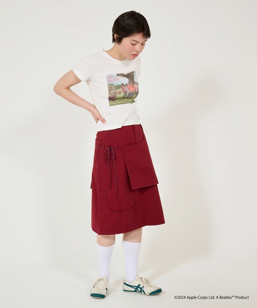 TINA:JOJUN(ティーナジョジュン)の「THE BEATLES リブTシャツ TINA:JOJUN(Tシャツ/カットソー・レディース・オフホワイト/グレイッシュベージュ・M)」の9枚目の写真