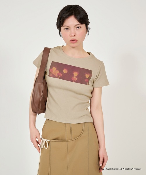 TINA:JOJUN(ティーナジョジュン)の「THE BEATLES リブTシャツ TINA:JOJUN(Tシャツ/カットソー・レディース・オフホワイト/グレイッシュベージュ・M)」の17枚目の写真